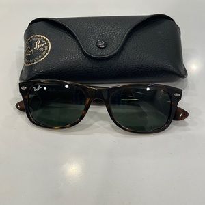 Authentic women’s Ray-Ban small wayfarer sunglasses